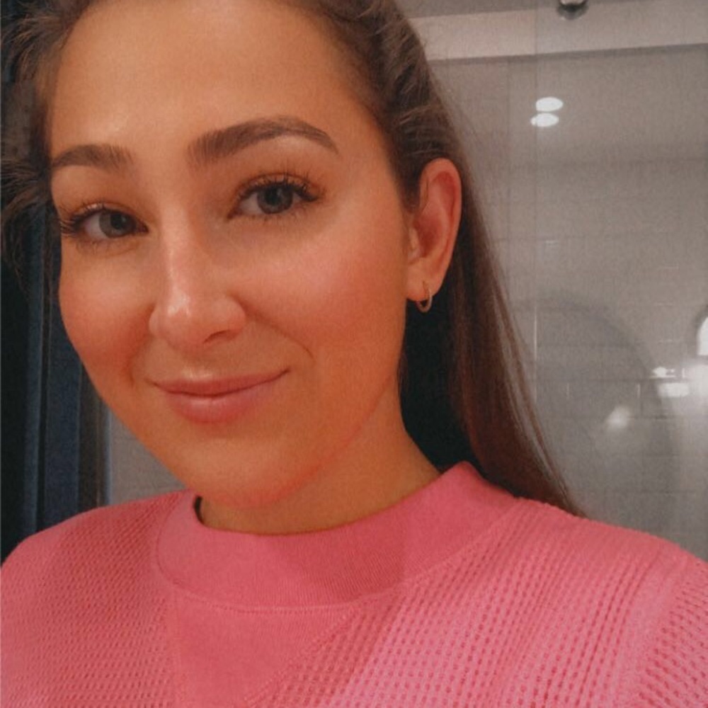 Meet your Posher, Jacqueline